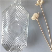 水晶玻璃制造洋酒瓶